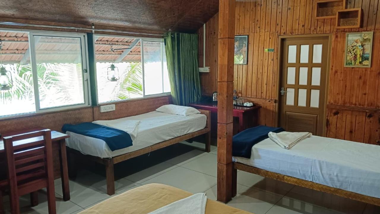 The Lake Paradise Boutique Resort Alappuzha Buitenkant foto